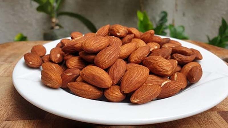 Hạt hạnh nhân có tác dụng tăng trưởng chiều cao
